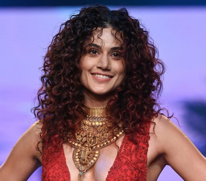 FDCI x Lakmé Fashion Week 2023